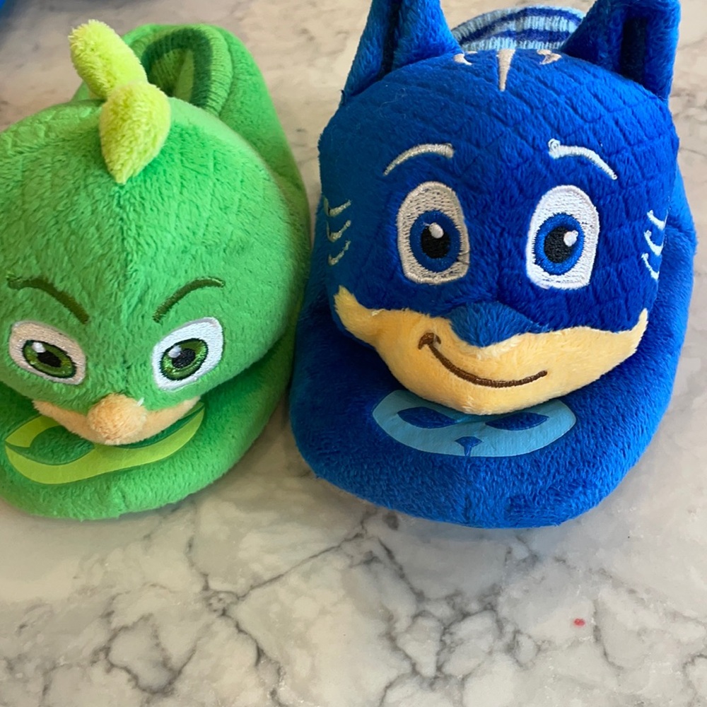 Boys pjmask slippers L9-10